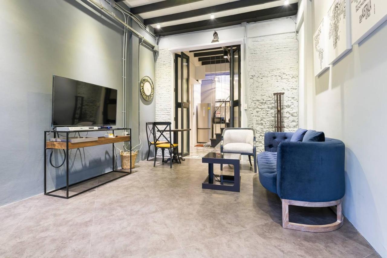 בנגקוק Inner Old Town 196 Chic Guesthouse - Self Check In מראה חיצוני תמונה