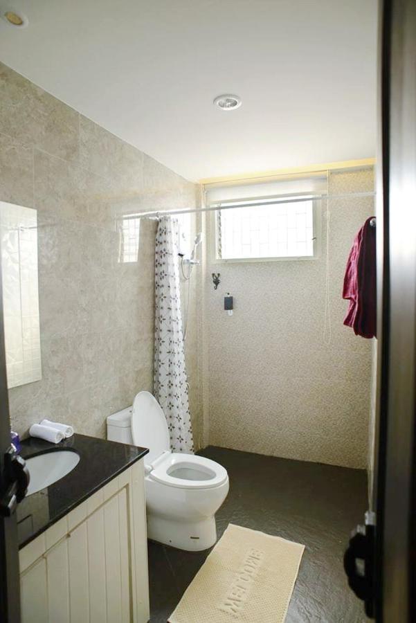 בנגקוק Inner Old Town 196 Chic Guesthouse - Self Check In מראה חיצוני תמונה